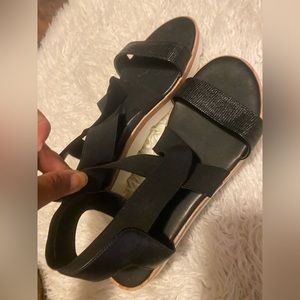 Nine West “Beth” Black Strappy Platform Wedge Sandal ~ Size 9